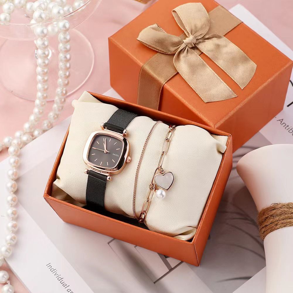 NAIDU WATCH SET WITH LOVE BRACELET[Square-Shaped watch]