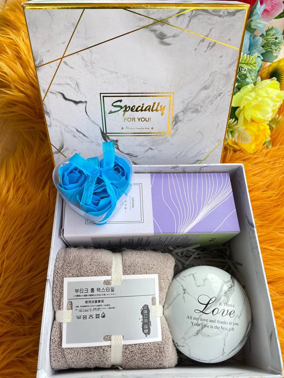 SPECIALLY FOR YOU PERSONALISED GIFT BOX
